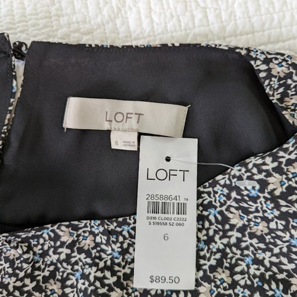 NWT Loft Floral Print Dress with ruffle detail and belted tie - Size 6 - Picture 6 of 10